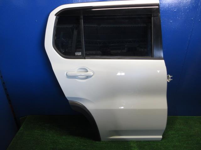 【中古】中古部品 ハスラー MR41S 右ﾘｱﾄﾞｱ 【3310270100-000014877213300】