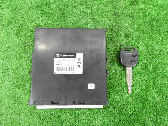 【中古】中古部品 ＹＲＶ M201G ｴﾝｼﾞﾝｺﾝﾋﾟｭｰﾀｰ 【3260250000-000025111763100】
