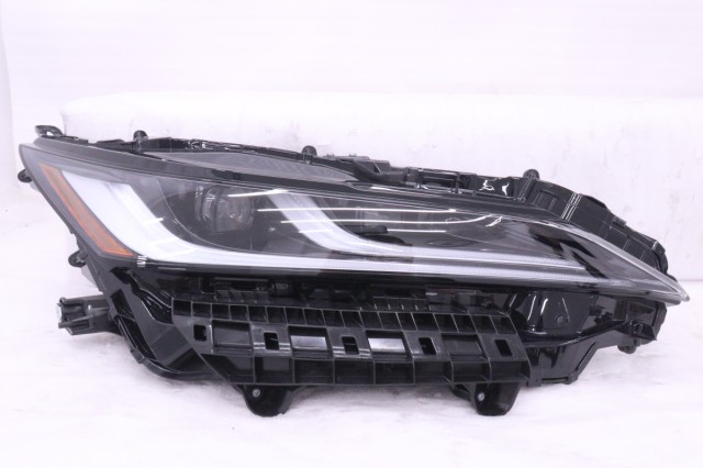 【中古】中古部品 ハリアー MXUA80 右ヘッドランプ 【3260520000-250804500410800】|e-cleマート