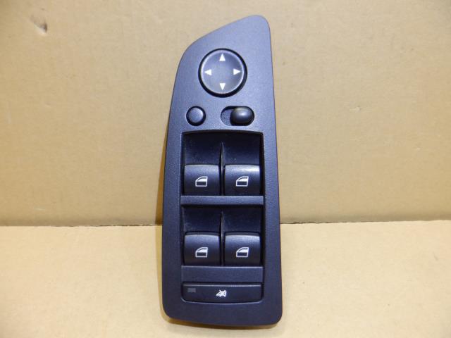 【中古】中古部品 BMW 1シリーズ UD20 ﾊﾟﾜｰｳｲﾝﾄﾞｳｽｲｯﾁ 【3310250100-001622757161900】