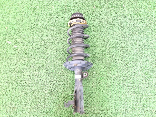 【中古】中古部品 フィット GP1 右ﾌﾛﾝﾄｽﾄﾗｯﾄ 【3310250100-000253029450110】