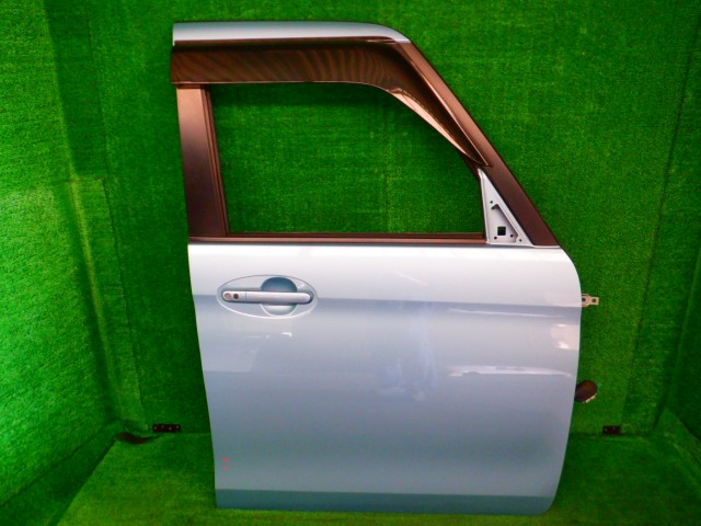 【中古】中古部品 スペーシア MK32S 右ﾌﾛﾝﾄﾄﾞｱ 【3340140100-000025200913100】