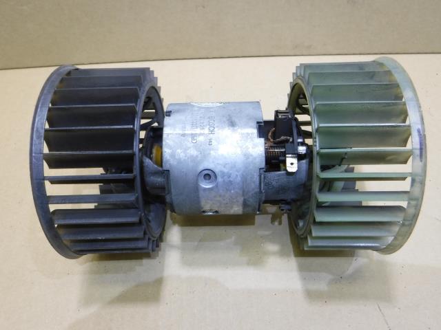 【中古】中古部品 BMW Z3 CL20 ﾋｰﾀｰﾌﾞﾛｱﾓｰﾀｰ 【3310250100-001501536767900】