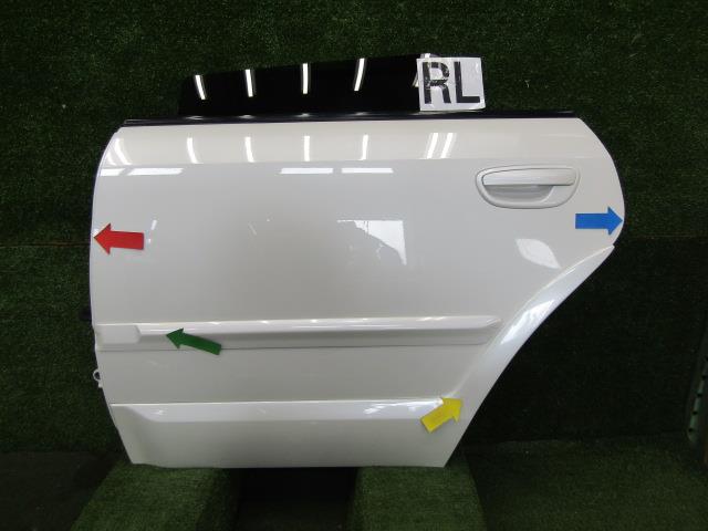 【中古】中古部品 レガシィ BP9 左ﾘｱﾄﾞｱ 【3330200100-242803000013400】