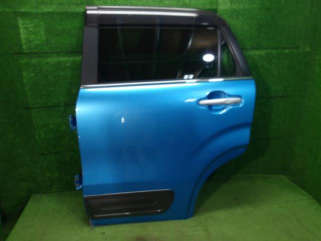 【中古】中古部品 キャスト LA260S 左ﾘｱﾄﾞｱ 【3330420100-250730000213400】