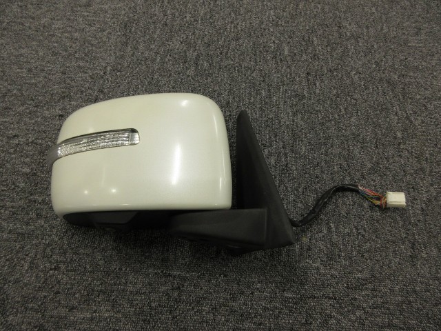 【中古】中古部品 ソリオ MA36S 右ｻｲﾄﾞﾐﾗｰ 【3310590000-202508013513500】