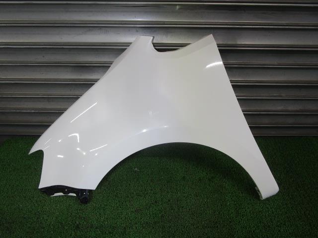 【中古】中古部品 VW シャラン 7NCAV 左ﾌﾛﾝﾄﾌｪﾝﾀﾞｰ 【3330540100-250616000110700】