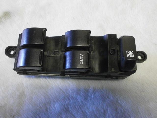 【中古】中古部品 フレアワゴン MM32S ﾊﾟﾜｰｳｲﾝﾄﾞｳｽｲｯﾁ 【3340200100-904510000061900】