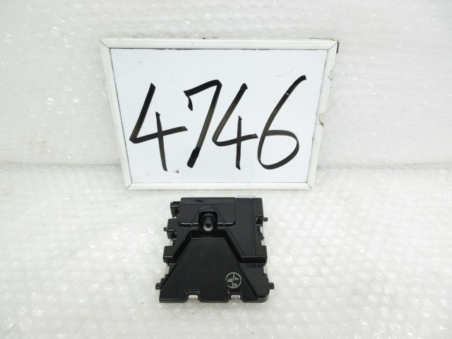 【中古】中古部品 プリウス ZVW50 ｶﾒﾗ 【3500170000-250806502515850】