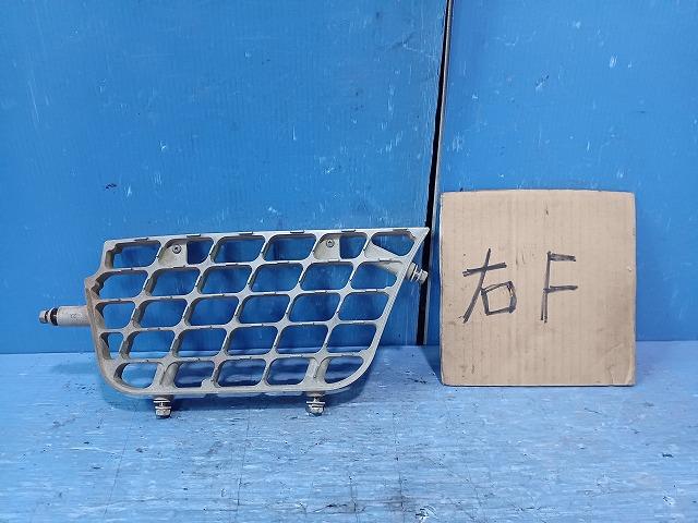 【中古】中古部品 キャンター FG50EB 右ｻｲﾄﾞｽﾃｯﾌﾟ 【3310050100-221220000113700】