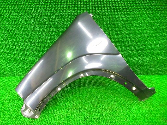 【中古】中古部品 ＫＥＩ HN22S 左ﾌﾛﾝﾄﾌｪﾝﾀﾞｰ 【3330210100-000037138510700】