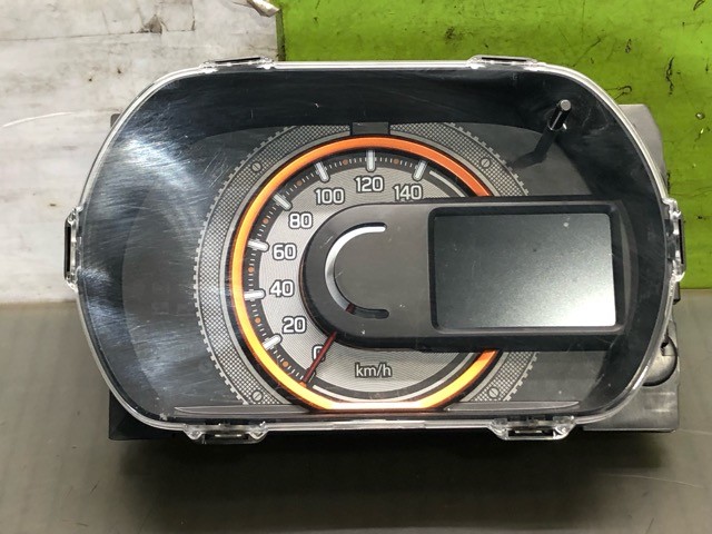 【中古】中古部品 スペーシア MK53S ｽﾋﾟｰﾄﾞﾒｰﾀｰ 【3330530100-000005415461400】