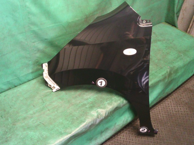 【中古】中古部品 ワゴンＲ MH23S 左ﾌﾛﾝﾄﾌｪﾝﾀﾞｰ 【3330990500-250808000310700】 7,920円