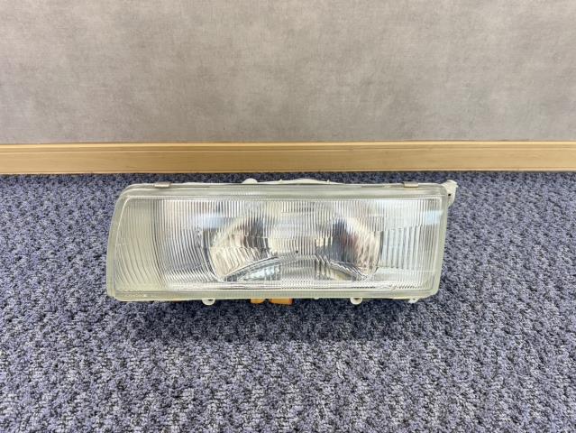 【中古】中古部品 ボンゴ SSF8R 左ﾍｯﾄﾞﾗﾝﾌﾟ 【3330440100-250809000110900】
