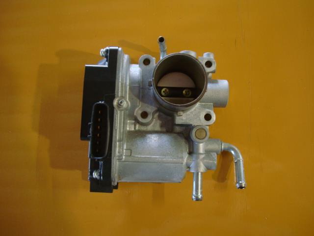 【中古】中古部品 エブリィ DA17V ｽﾛｯﾄﾙﾎﾞﾃﾞｨ 【3340220100-000226034720300】