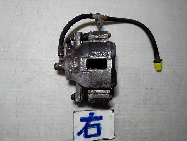 【中古】中古部品 アクティ HH3 右ﾌﾛﾝﾄｷｬﾘﾊﾟｰ 【3310050100-001700370244330】