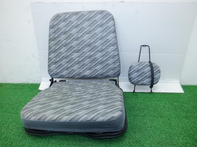 【中古】中古部品 ハイゼット S210P ｱｼｽﾀﾝﾄｼｰﾄ 【3310250100-001627408270600】