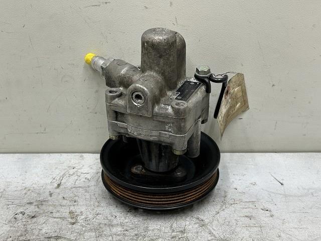 【中古】中古部品 アウディ A4 8DADR ﾊﾟﾜｽﾃﾍﾞｰﾝﾎﾟﾝﾌﾟ 【3310070100-000593665143300】