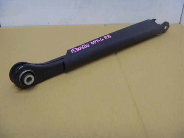 【中古】中古部品 BMW Z4 BT30 右ﾘｱﾛｱｱｰﾑ 【3310250100-001236963051820】