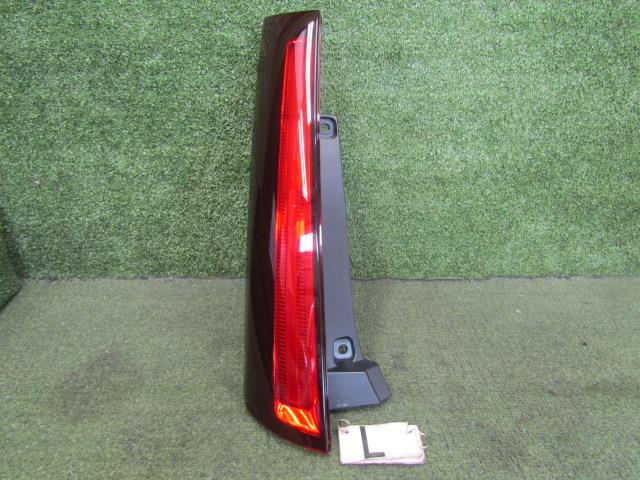 【中古】中古部品 ジャパンタクシー NTP10 左ﾃｰﾙﾗﾝﾌﾟ 【3330200100-242817000015601】