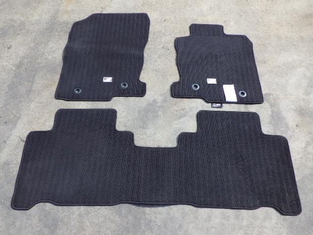 【中古】中古部品 レクサス NX AYZ15 フロアマット 【3330200100-242813000077450】|e-cleマート