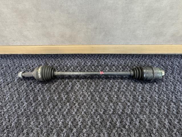 【中古】中古部品 ハイゼット S510P 右ﾌﾛﾝﾄﾄﾞﾗｲﾌﾞｼｬﾌﾄ 【3330440100-250716000442100】