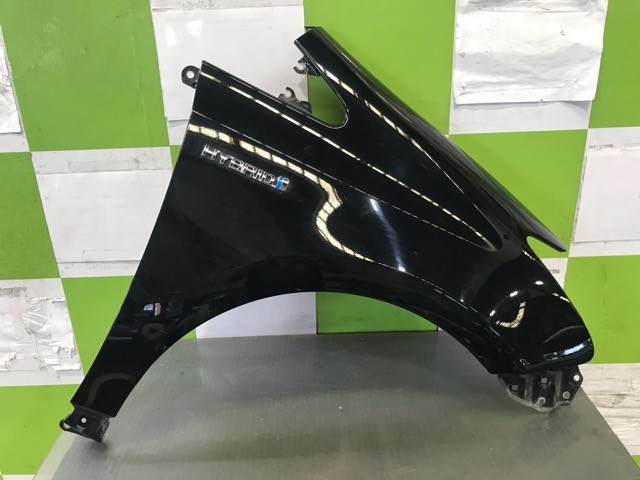 【中古】中古部品 プリウスα ZVW40W 右ﾌﾛﾝﾄﾌｪﾝﾀﾞｰ 【3330530100-000005418010600】