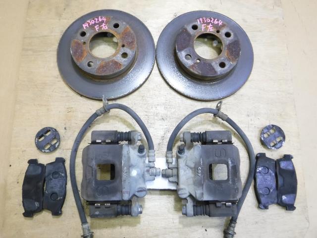 【中古】中古部品 スピアーノ HF21S 右ﾌﾛﾝﾄｷｬﾘﾊﾟｰ 【3310250100-001548716544330】