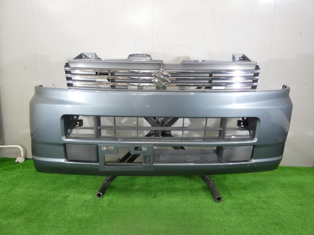 【中古】中古部品 エブリィ DA64W フロントバンパー 【3260250000-000025113610100】