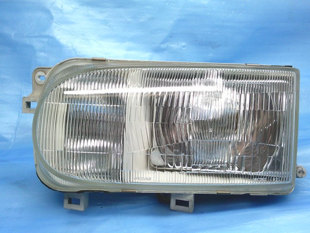 【中古】中古部品 セレナ KVC23 左ﾍｯﾄﾞﾗﾝﾌﾟ 【3330990500-250821000110900】