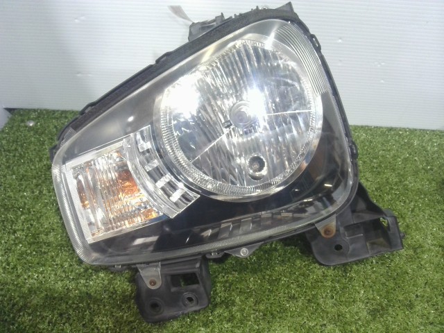 【中古】中古部品 アルト HA36V 左ﾍｯﾄﾞﾗﾝﾌﾟ 【3310090100-202508064310900】 10,382円
