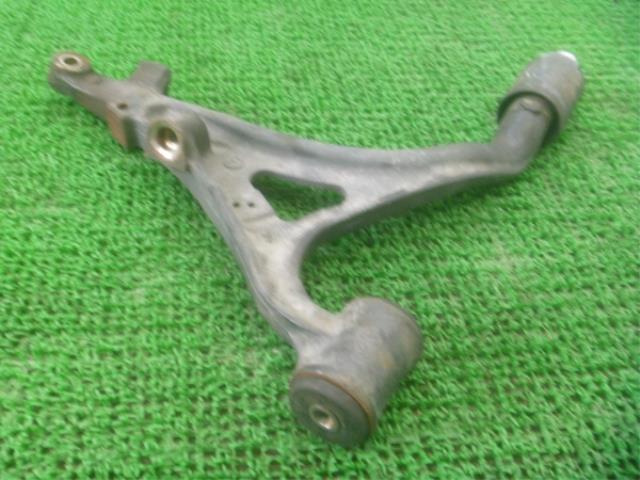 中古部品 ベンツ Mクラス 163154 右ﾌﾛﾝﾄﾛｱｱｰﾑ 車用品 | eu-agencies.net