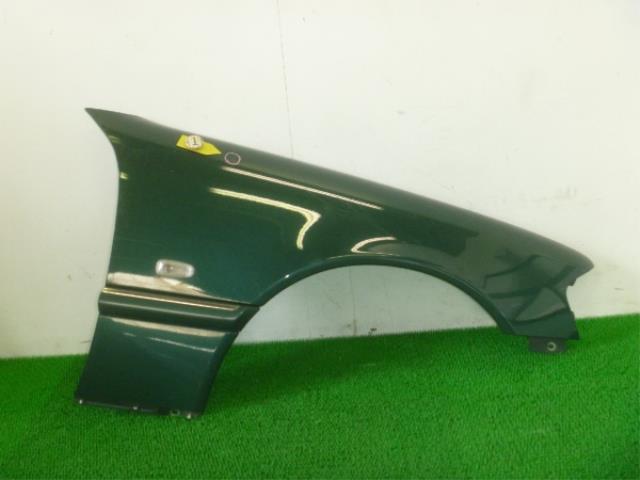 【中古】中古部品 ベンツ Cクラス 202086 右ﾌﾛﾝﾄﾌｪﾝﾀﾞｰ 【3310250100-001106447810600】｜e-cleマート