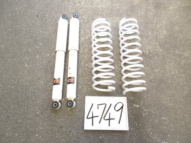 【中古】中古部品 ジムニー JB64W 右ﾘｱｼｮｯｸｱﾌﾞｿｰﾊﾞｰ 【3500170000-250822500250700】