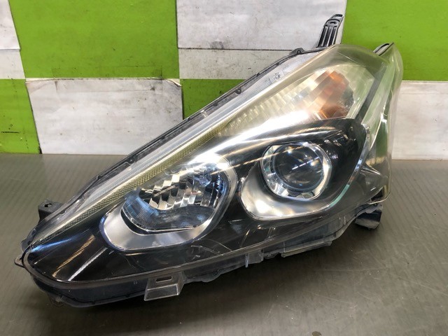 【中古】中古部品 シエンタ NHP170G 左ﾍｯﾄﾞﾗﾝﾌﾟ 【3330530100-000005424810900】