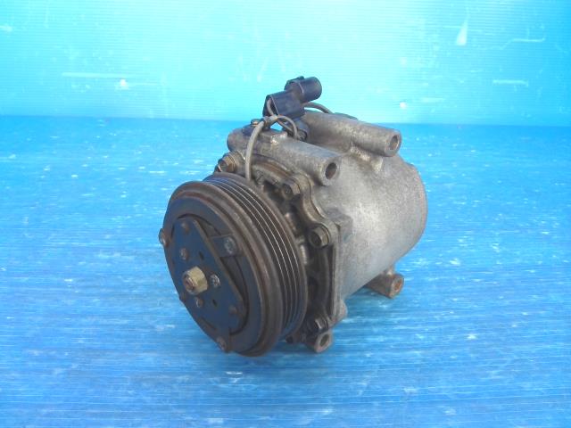 【中古】中古部品 ミニキャブ U61T A/Cｺﾝﾌﾟﾚｯｻｰ 【3310550000-250804000260700】