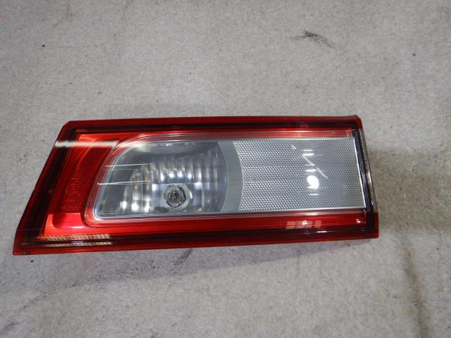 【中古】中古部品 スペーシア MK32S 右ﾌｨﾆｯｼｬｰﾊﾟﾈﾙ 【3330810100-250822000315210】