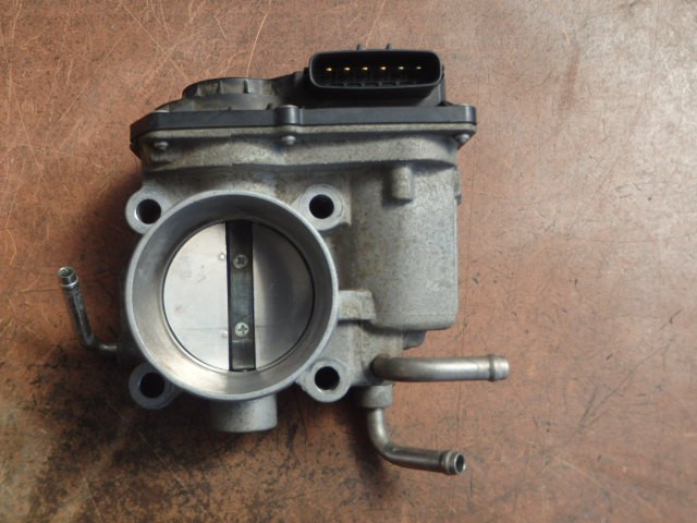 【中古】中古部品 アルファード ANH20W ｽﾛｯﾄﾙﾎﾞﾃﾞｨ 【3331010800-000023494620300】｜e-cleマート