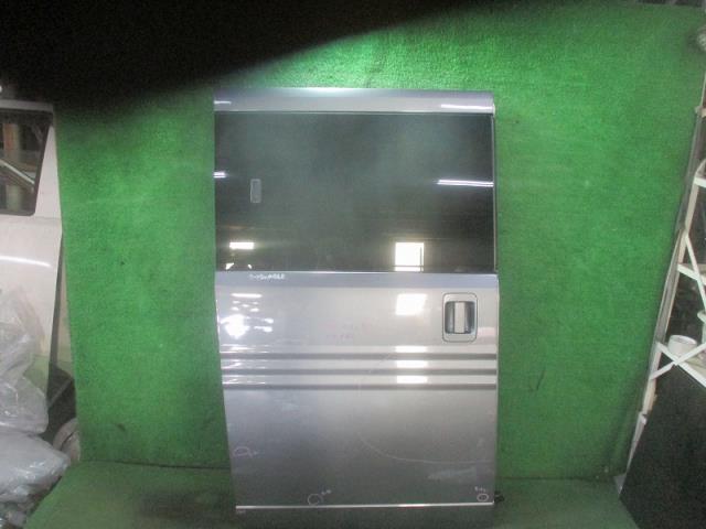 【中古】中古部品 Ｎ－ＶＡＮ JJ1 右ﾘｱﾄﾞｱ 【3500080000-250428000513300】 21,175円