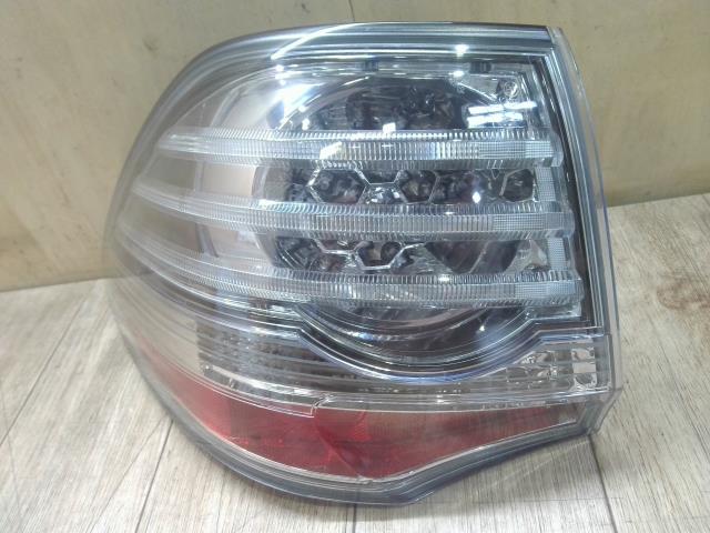 【中古】中古部品 クラウン GWS204 左ﾃｰﾙﾗﾝﾌﾟ 【3310390100-250809000415600】