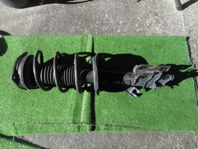【中古】中古部品 セレナ C25 左ﾌﾛﾝﾄｽﾄﾗｯﾄ 【3330190100-000002127650210】