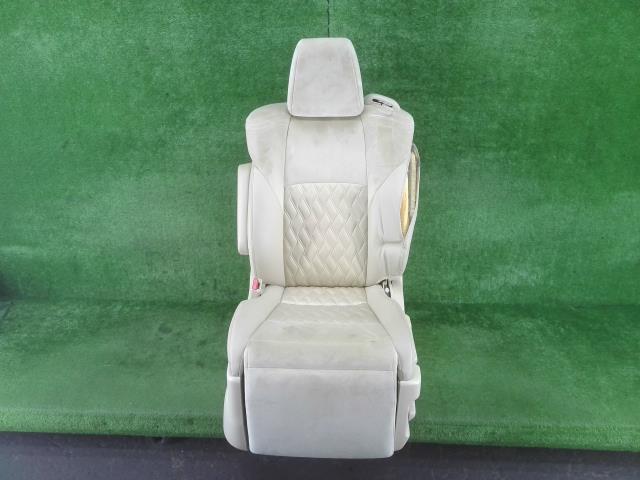 【中古】中古部品 ヴェルファイア AGH30W ｱｼｽﾀﾝﾄｼｰﾄ 【3330990100-240829000470600】