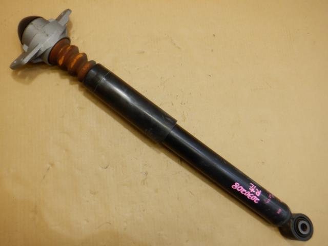 【中古】中古部品 VW ゴルフ 1KCBZ 左リアショックアブソーバー 【3310250100-001617174050800】