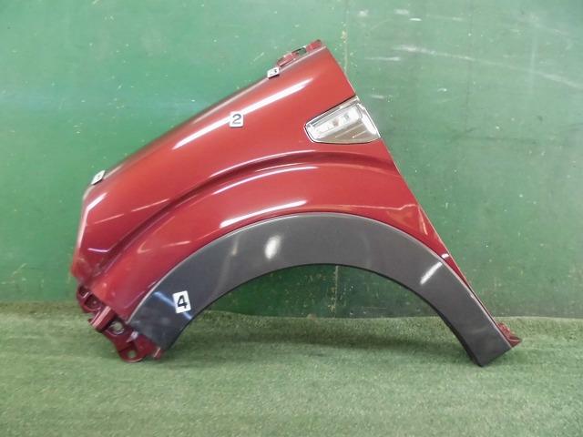 【中古】中古部品 キャスト LA250S 左ﾌﾛﾝﾄﾌｪﾝﾀﾞｰ 【3330150100-000025320010700】 12,112円
