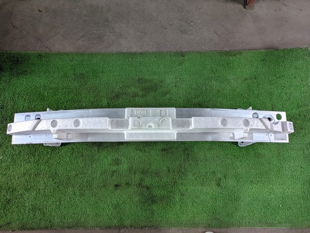 【中古】中古部品 リーフ AZE0 ﾌﾛﾝﾄﾊﾞﾝﾊﾟｰﾎｰｽﾒﾝﾄ 【3330450100-250828000110120】