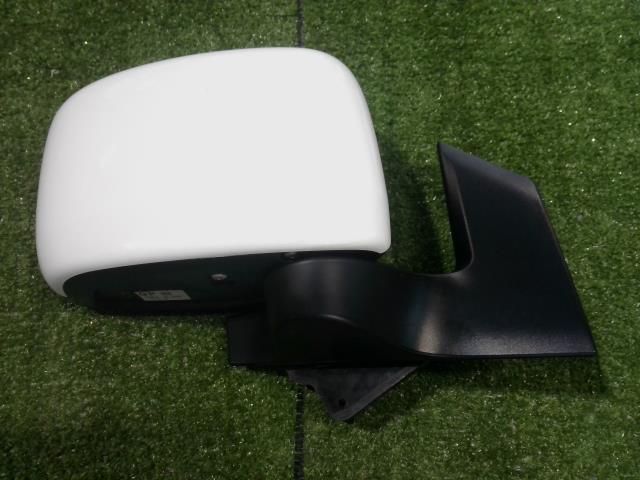 【中古】中古部品 ワゴンR MH23S 右サイドミラー 【3260460000-250828000513500】