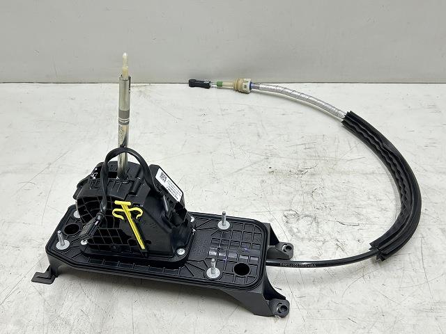 【中古】中古部品 VW ゴルフヴァリアント AUCHP ｼﾌﾄﾚﾊﾞｰ 【3310070100-000090756537850】