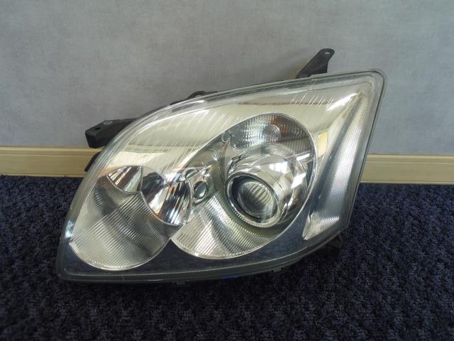 【中古】中古部品 アベンシス AZT255 左ﾍｯﾄﾞﾗﾝﾌﾟ 【3330440100-250829000110900】 10,382円