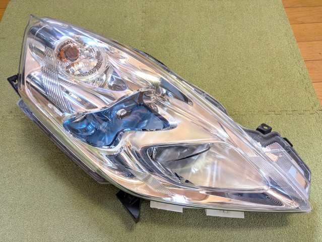 【中古】中古部品 リーフ AZE0 右ﾍｯﾄﾞﾗﾝﾌﾟ 【3330450100-250828000110800】