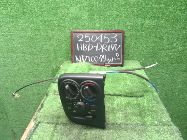 【中古】中古部品 NV100クリッパー DR17V A/Cｽｲｯﾁﾊﾟﾈﾙ 【3330990200-000025045360900】